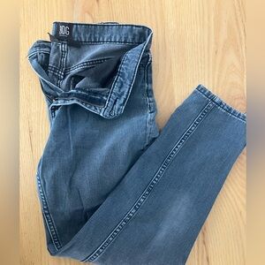 BDG Women's Mom High Rise Relaxed Fit Jean